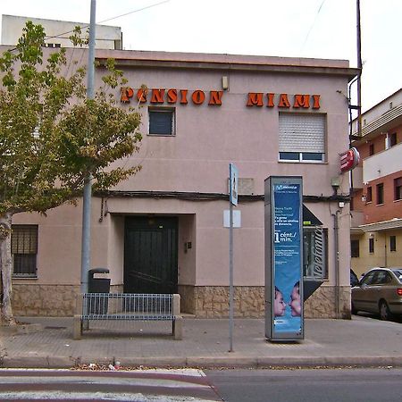 Pension Miami Алмазора Екстериор снимка
